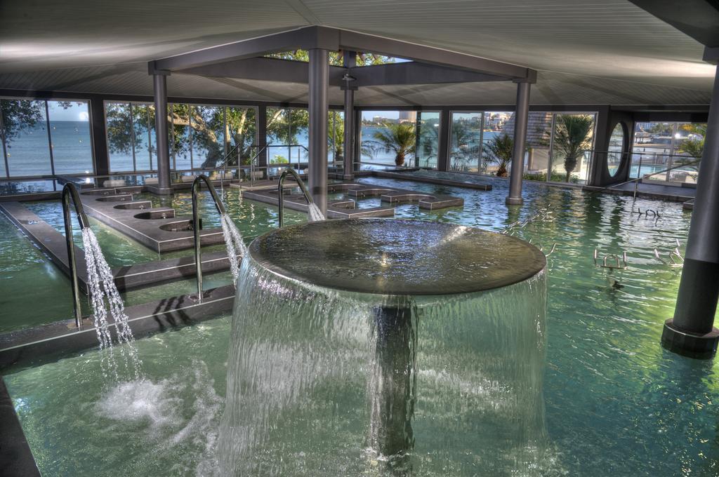 Chateau Royal Beach Resort & Spa, Noumea Exterior photo